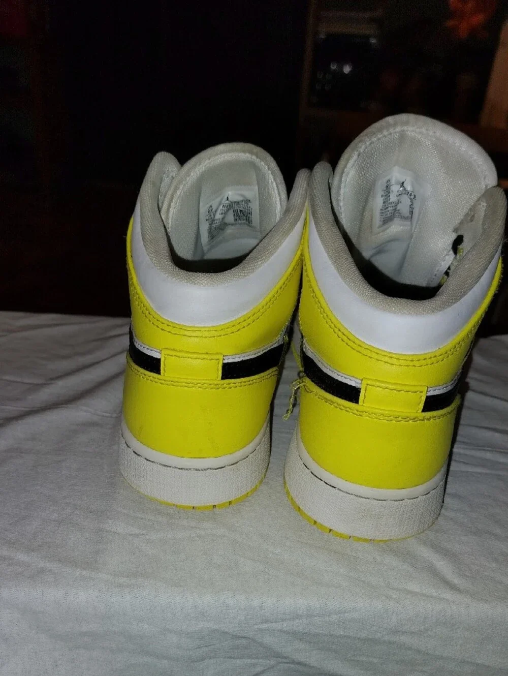 Nike Kids Yellow White High-Top Air Jordans - Picture 5 of 8